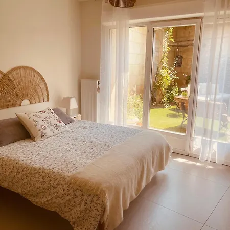 Pansiyon Les De Sophie Libourne