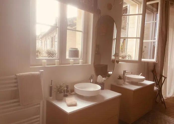 منزل للإقامة Les De Sophie *