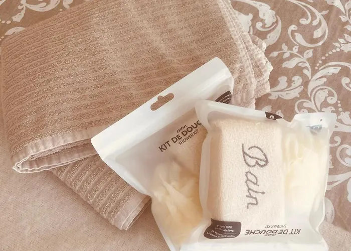 منزل للإقامة Les De Sophie ليبورن